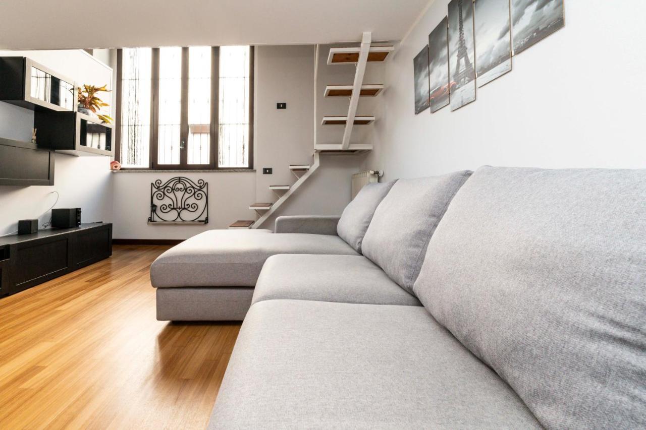 Casemi - Vincenzo 12 In Center Apartment Milan Luaran gambar